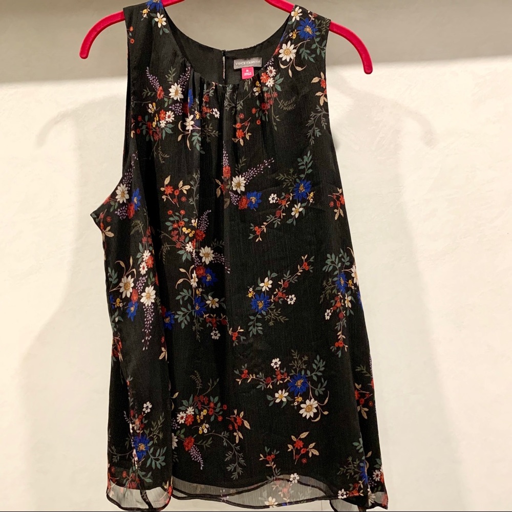Vince Camuto sleeveless top size XL